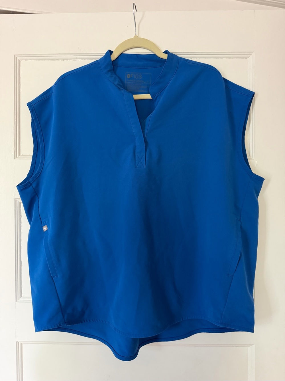 FIGS Rafaela Scrub Top Women’s XL Royal Blue Mandarin Collar Medical